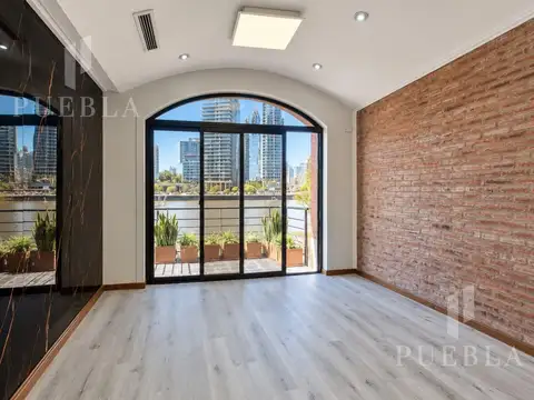 Avenida Alicia Moreau De Justo 1700