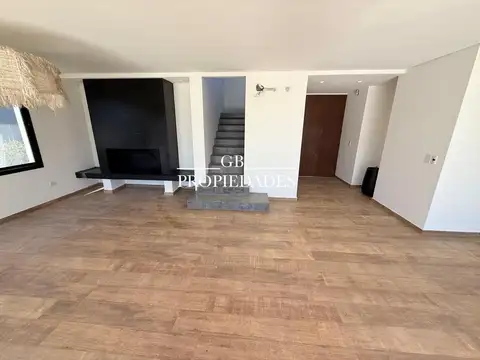 Venta de Casa en Pilar Lagoon, Pilar