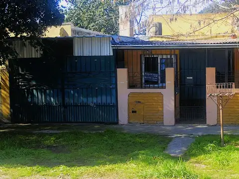 CASA EN VENTA GUERNICA 3 AMBIENTES