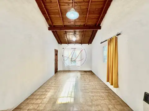 Casa en Venta en Pinamar, USD 105.000