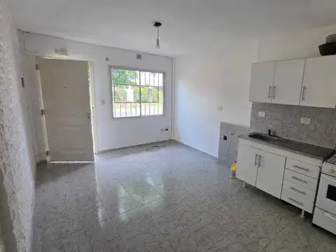 Departamento en Alquiler en Pacheco Sur, $ 550.000