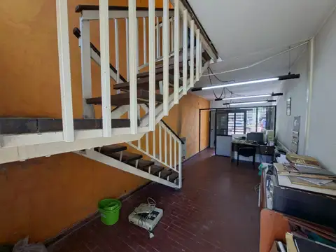 Depto Tipo Casa en Venta 49 años