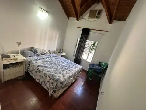 Depto Tipo Casa en Alquiler con 1 cocheras