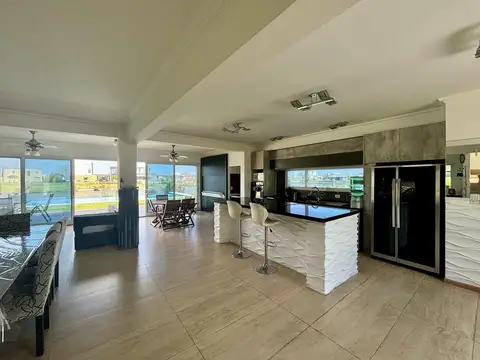 Casa en Venta al Oeste
