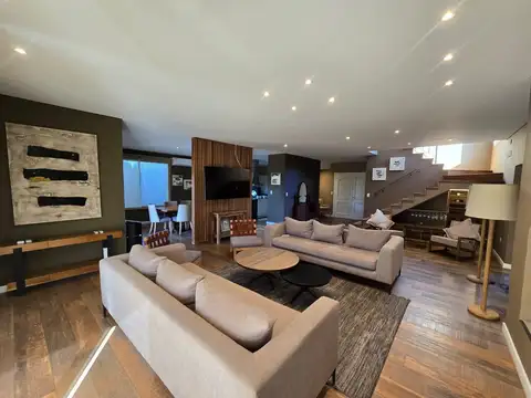 Casa en Alquiler de 2 dormitorios