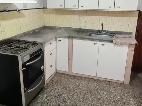 Depto Tipo Casa en Alquiler de 2 ambientes