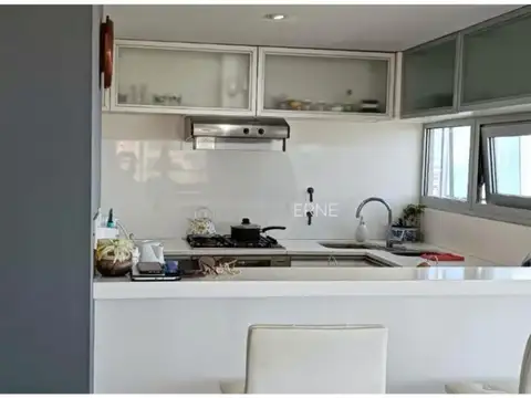 Departamento en Venta con 3 cocheras