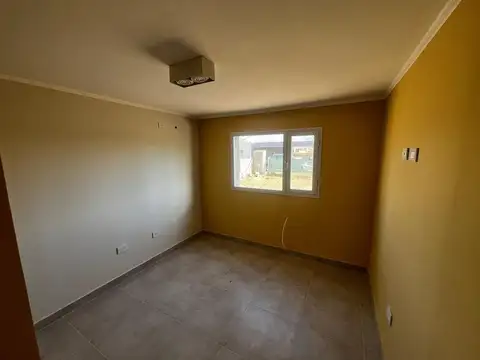 Avenida Plottier 1000