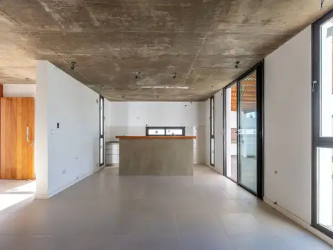 CASA EN VENTA LA PLATA A ESTRENAR 3 DORMITORIOS