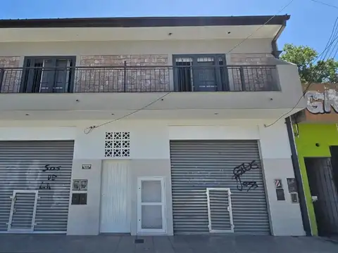 Local en Alquiler en Rafael Castillo, $ 800.000