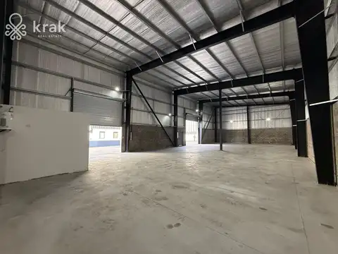 Alquier Deposito Industrial en Polo EBAPI de 390M2 sobre Au del Buen Ayre