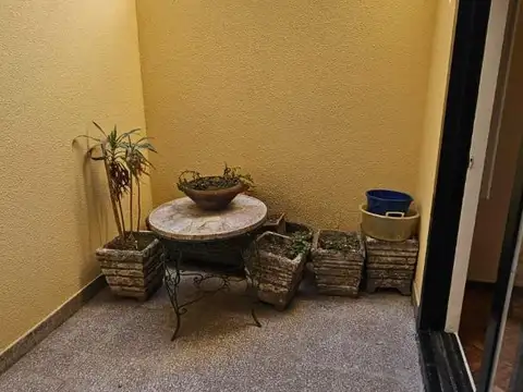 Lope De Vega 400, Piso 1