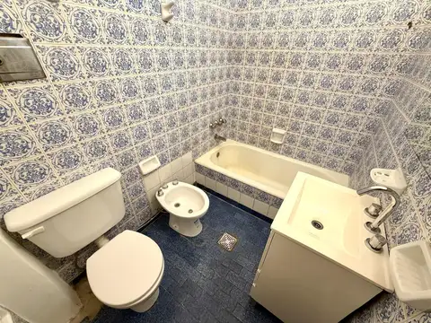 Casa 3 ambientes con 2 baños