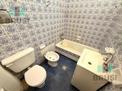 Casa 3 ambientes con 2 baños