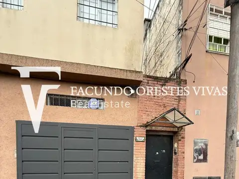 VENTA-PH-INTERNO-TRES AMBIENTES-PLANTA BAJA-PATIO-SIN EXPENSAS-CIUDADELA