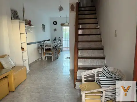 Departamento en venta - 3 Dormitorios 2 Baños - Mar del Tuyu
