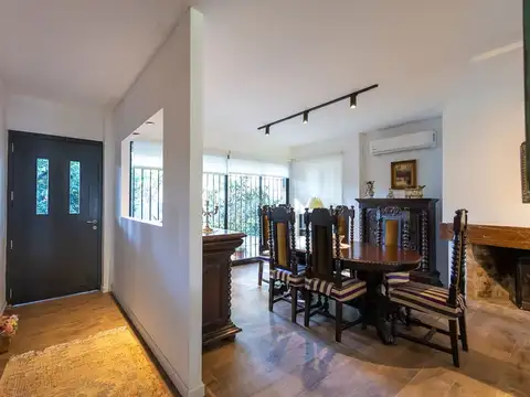 Casa 6 ambientes con 3 baños