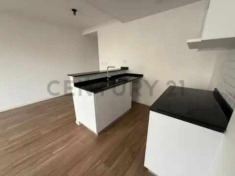 Avenida Rivadavia 3200, Piso 0