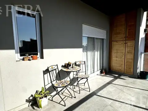 Venta departamento 3 ambientes con balcón en Wilde
