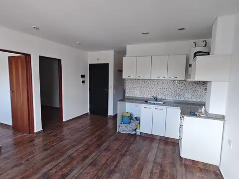 Departamento en Alquiler en Merlo Sur, $ 650.000