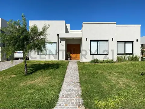 Santa Elena , Piso 0