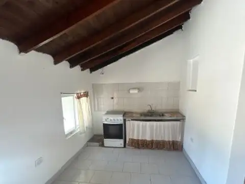 Depto Tipo Casa en Alquiler en Bella Vista, $ 400.000
