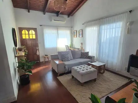 Casa en Alquiler al Oeste