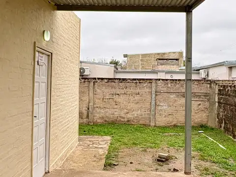 Depto Tipo Casa en Venta de 2 ambientes