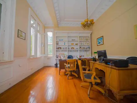 VENTA 5 AMB S/PISO EDIFICIO HISTORICO AV DE MAYO