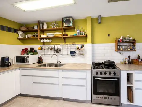 Depto Tipo Casa en Venta de 5 ambientes