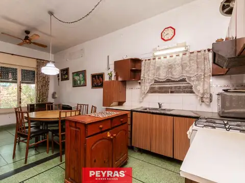 Depto Tipo Casa en Venta en Remedios de Escalada, USD 62.000