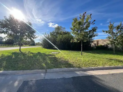 Terreno en Venta en Haras Santa María, USD 85.000