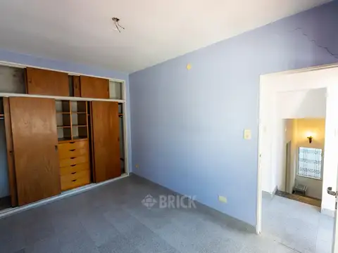 Depto Tipo Casa en Venta 50 años