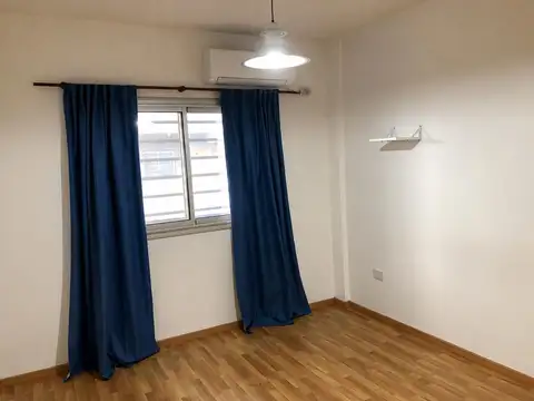 Departamento en Alquiler en Don Torcuato, $ 950.000