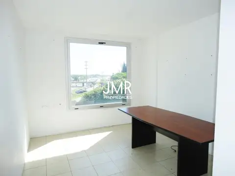 Oficina en Venta en Pilar, USD 60.000
