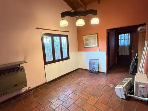 Casa en Venta con 4 cocheras