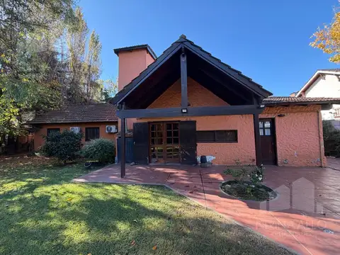 VENTA CASA 6 AMBIENTES EN VILLA UDAONDO PARQUE LELOIR