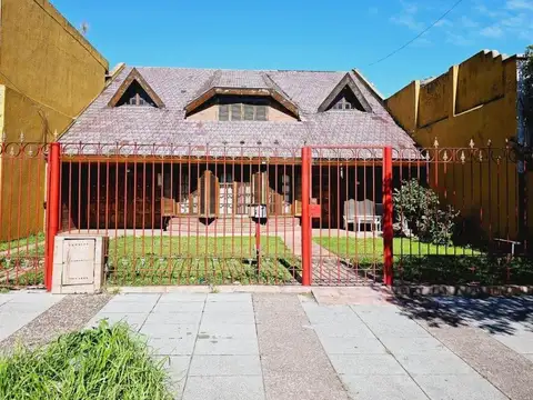 Venta Casa 5 ambientes lote propio en Villa Bosch