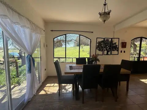 Casa Quinta en Aguilucho Sur N 17 esq. Comadreja