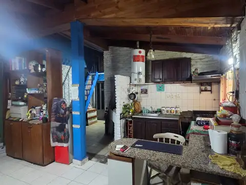 Depto Tipo Casa 4 ambientes con 1 baño