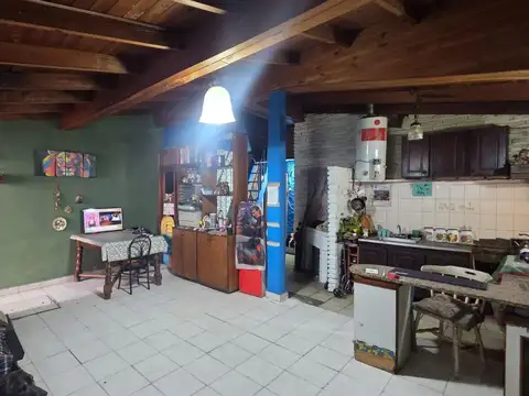 Depto Tipo Casa en Venta de 4 ambientes