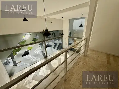 Local  - AGORA III - 46 PLAZA