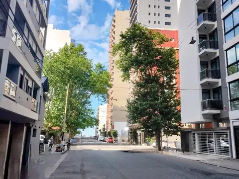 Excelente depto. De 3 amb. Ubicado a 3 cuadras del mar. 