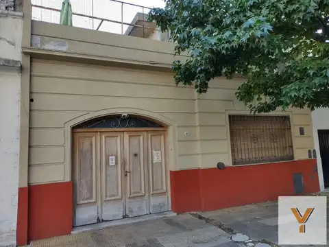 Casa en venta - 3 Dormitorios 1 Baño - Monte Castro