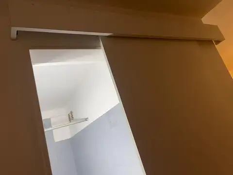 DEPARTAMENTO DE UN AMBIENTE. LUMINOSO   BAJAS EXPENSAS!