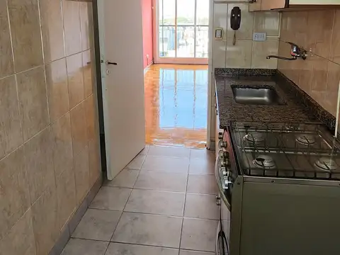 Departamento 3 ambientes con 1 baño