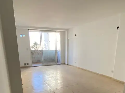 Departamento en Alquiler en Echesortu, $ 920.000
