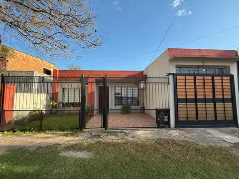 VENTA CASA 4 AMBIENTES EN ITUZAINGÓ NORTE