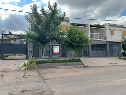 Local comercial a metros de Paso y Acc Sur al 7900