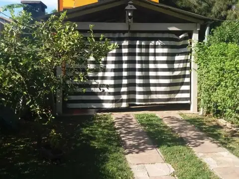 San Luis e/ Santa Cruz y Santa Teresa de Jesus